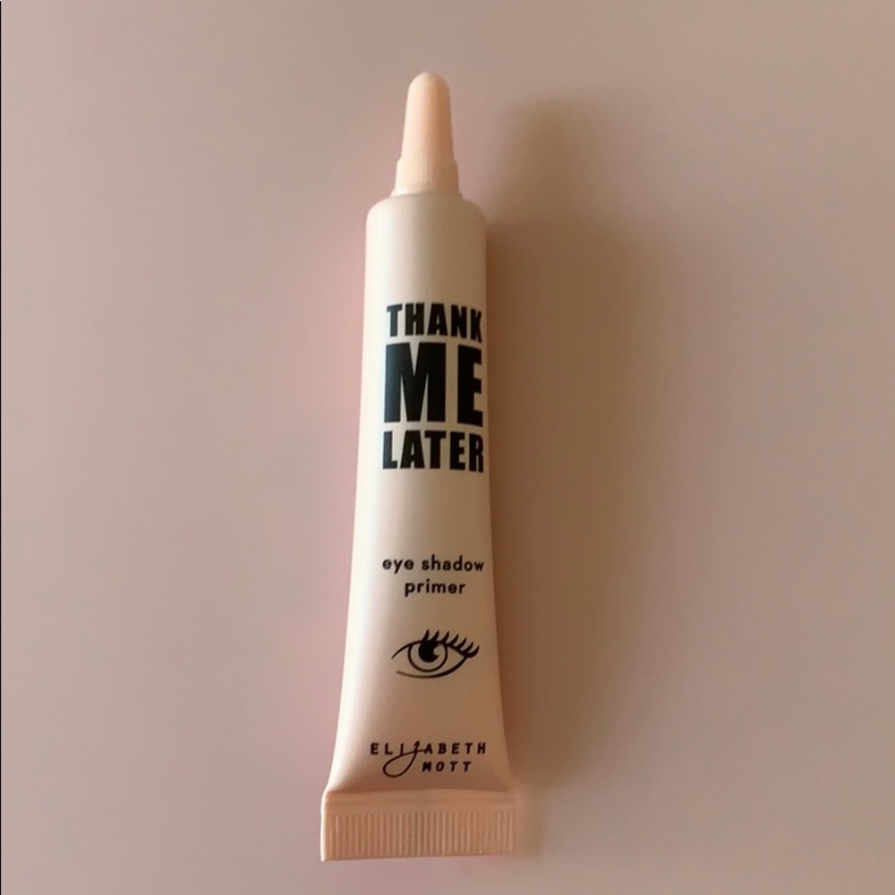 Eye shadow primer